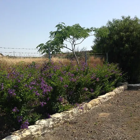 Paradise Traditional House Maroni