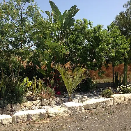 Holiday home Paradise Traditional House Maroni