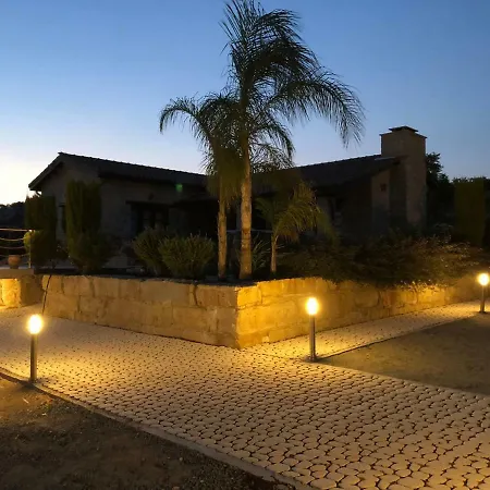 Paradise Traditional House Tatil Evi