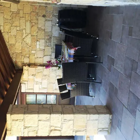 Paradise Traditional House Дом отдыха