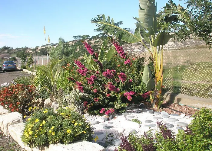 בית נופש Paradise Traditional House Maroni