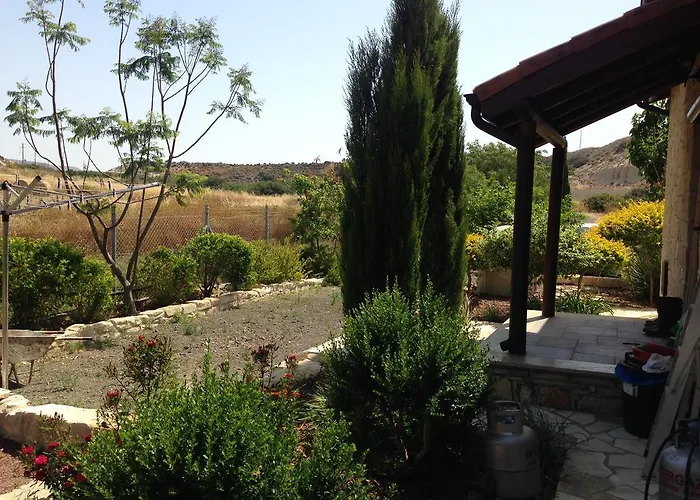 בית נופש Paradise Traditional House Maroni